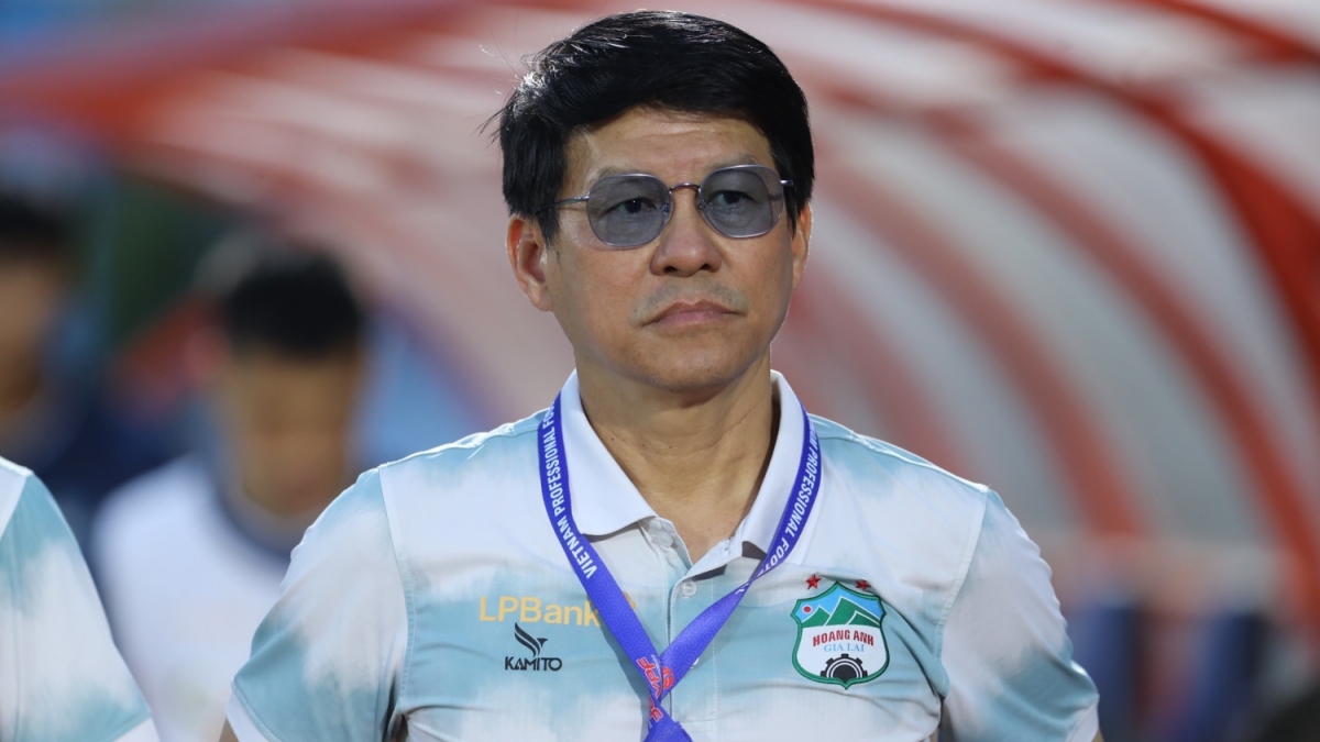 hagl im hoi lang tieng o ky chuyen nhuong v-league 2024 2025 hinh anh 1