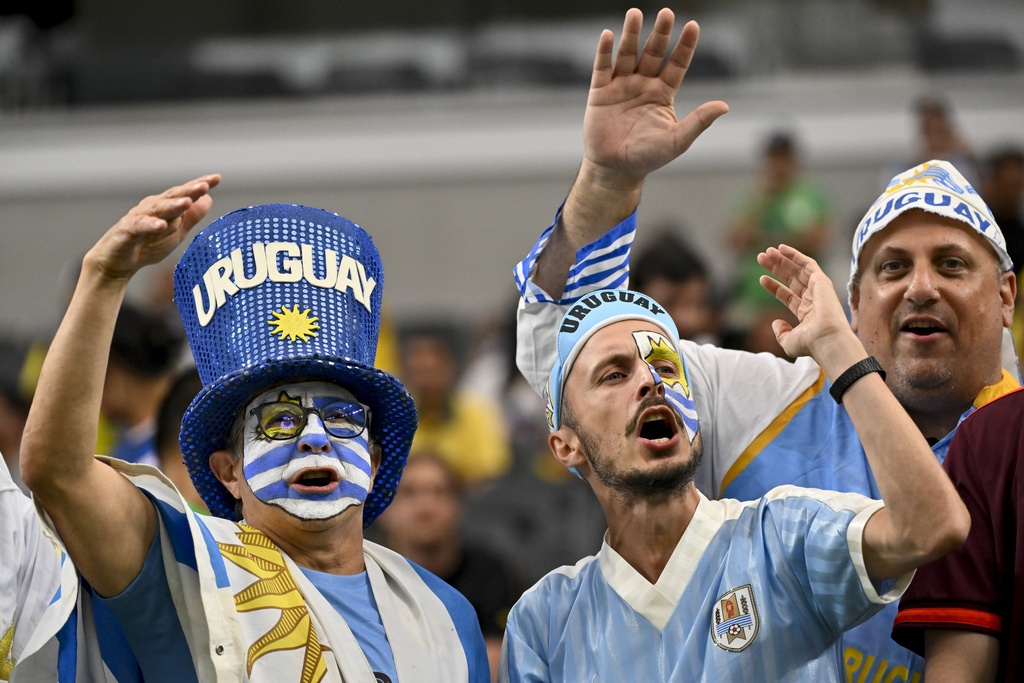 brazil thua uruguay tren cham luan luu, dung buoc o tu ket copa america hinh anh 4